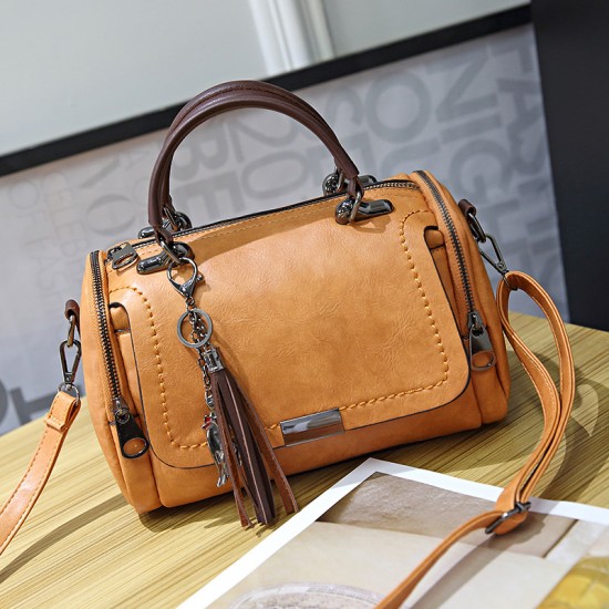 2025 spring new Korean version easy to match retro shoulder crossbody Boston pillow bag ladies handbag tassel bag