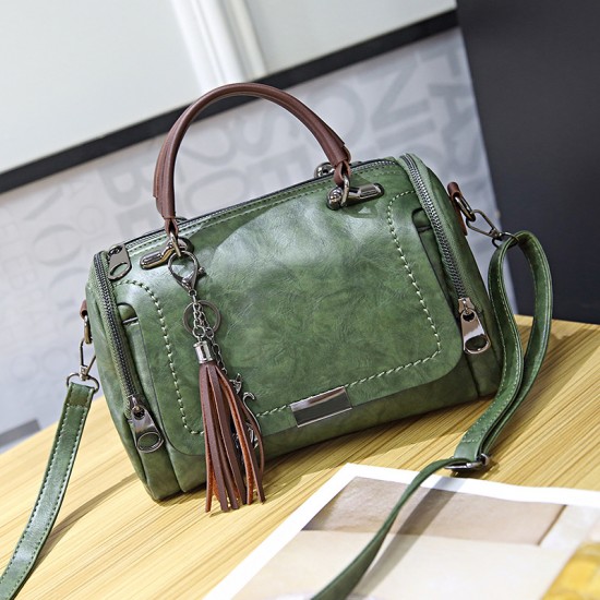 2025 spring new Korean version easy to match retro shoulder crossbody Boston pillow bag ladies handbag tassel bag