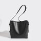 Fashionable bucket bag for women, 2025 spring and summer new versatile large capacity single shoulder underarm bag, tote bag, crossbody bag for commuting